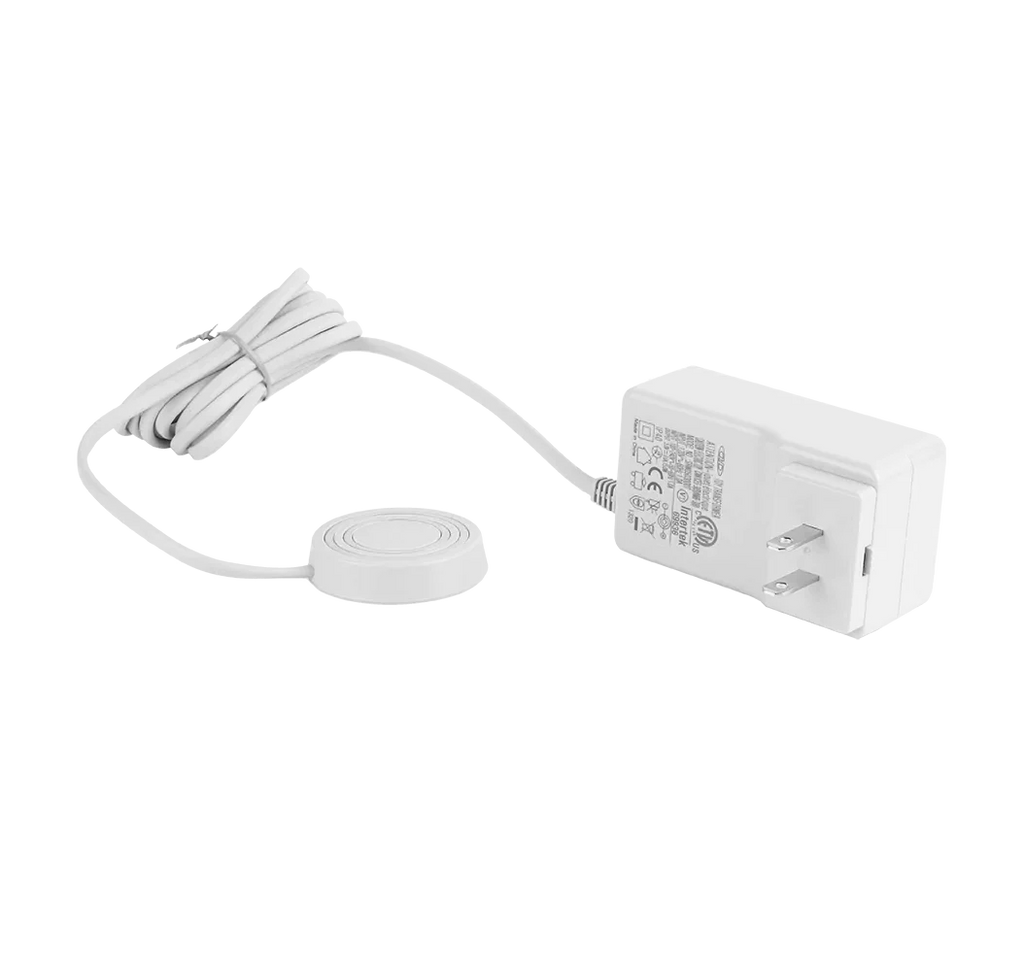 Universal magnetic power dock